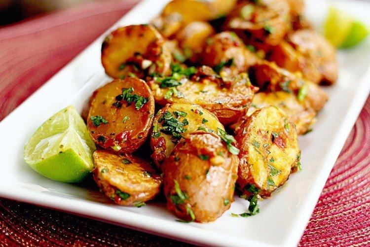 Baked Potatoes with Spices - Recipes