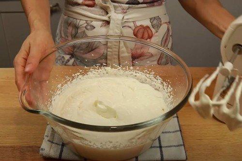 Caramel Medovik - Step-by-Step Recipe
