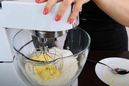 Classic Medovik with Pourable Layers - Step-by-Step Recipe