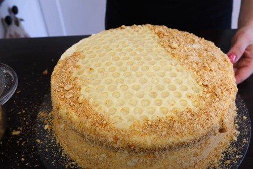 Classic Medovik with Pourable Layers - Step-by-Step Recipe