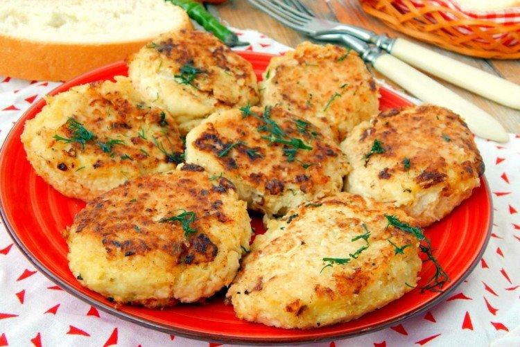Cutlets with Cabbage, Minced Meat, and Rice - Recipes