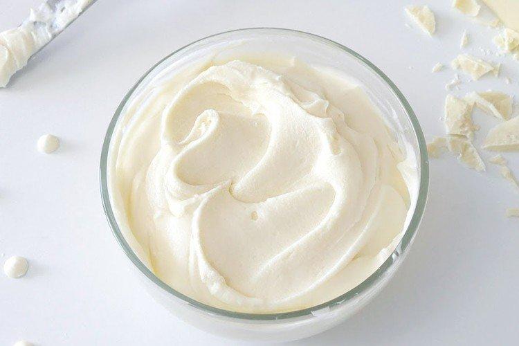 White Chocolate and Citrus Cream for Sponge Cake - Recipes