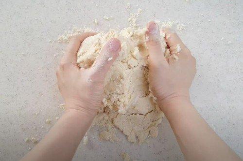 Layered Kurnik with Several Fillings - Step-by-Step Recipe