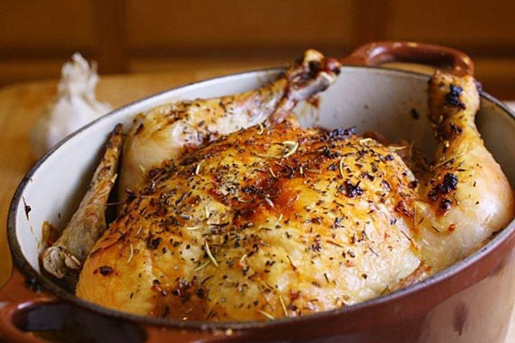 Chicken with Lemon and Garlic - Main Courses for New Year's 2021