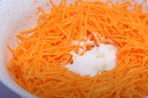 Zanahoria coreana casera - receta clásica paso a paso
