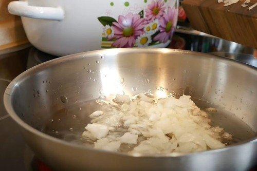 Zanahoria coreana con hierbas en casa - receta paso a paso