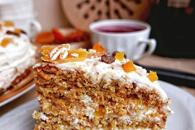 Carrot Cake with Dried Fruits - Recipes