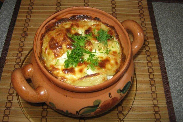 Meat in Pots with Potatoes - Step-by-Step Recipes