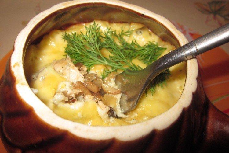Meat in Pots with Potatoes, Cream, and Ginger - Step-by-Step Recipes