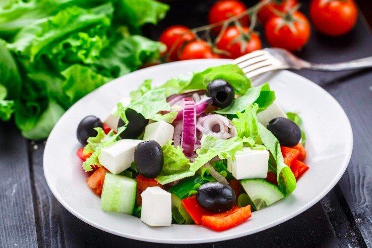 Greek Salad - New Year's Salads Without Mayonnaise Recipes