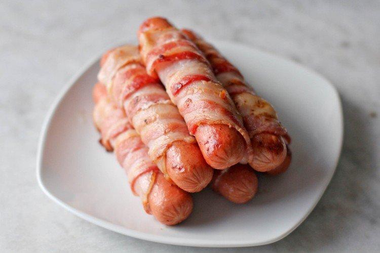 Salchichas con miel y ciruelas pasas - Recetas de aperitivos de Año Nuevo