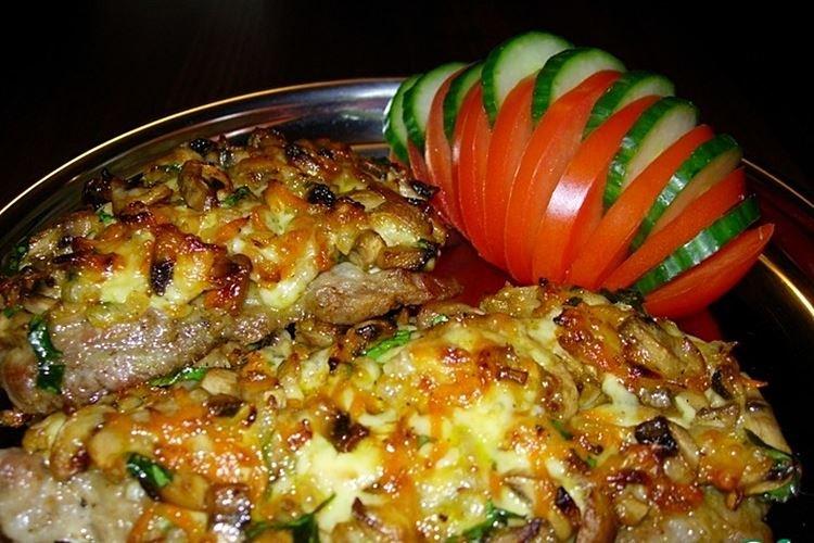 Chuletas de cerdo con verduras - recetas