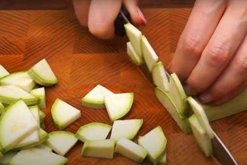 Sopa de verduras con calabacín - receta paso a paso