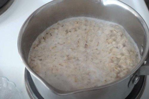 Haferbrei mit Milch - klassisches Rezept Schritt für Schritt