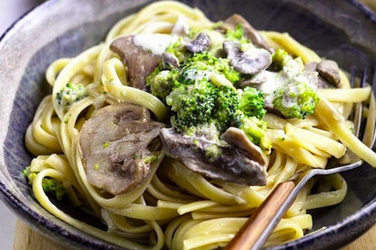 Pasta vegetariana con champiñones - recetas