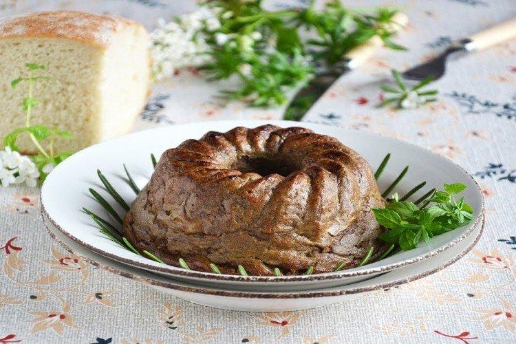 Liver Cake with Rum and Raisins - Recipes