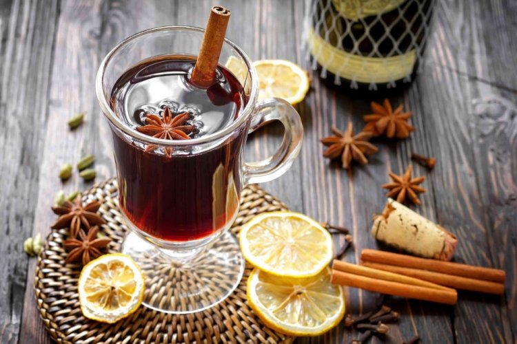 Vino caliente con menta