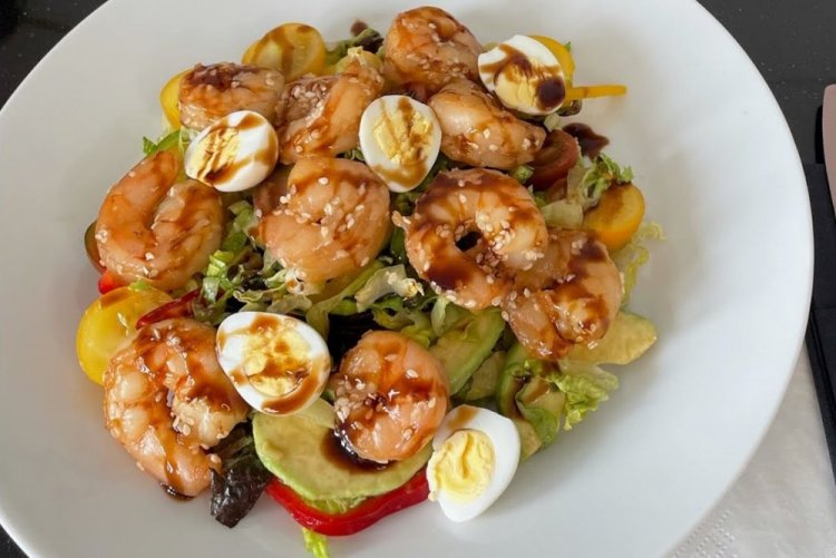 Nizza-Salat mit Garnelen