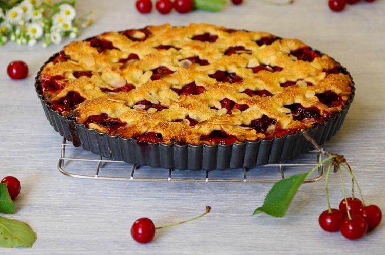 Tarta de requesón con cerezas - recetas