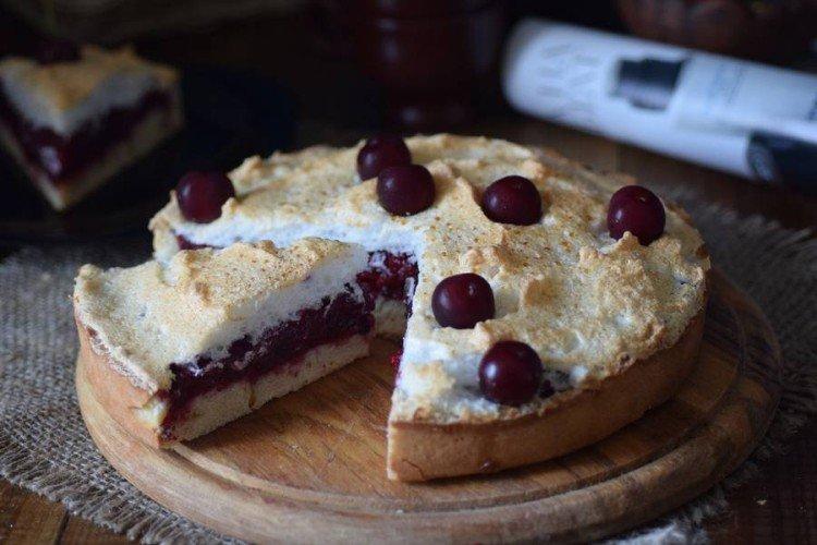 Tarta de cerezas y merengue - recetas