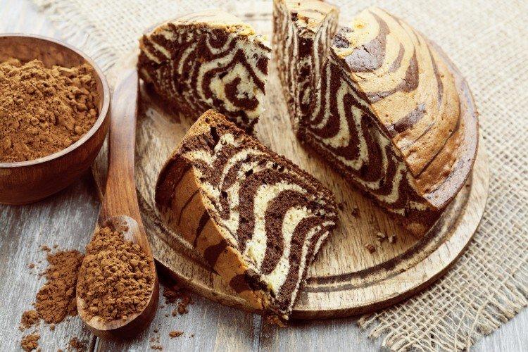 Pastel «Cebra» clásico con crema agria - recetas