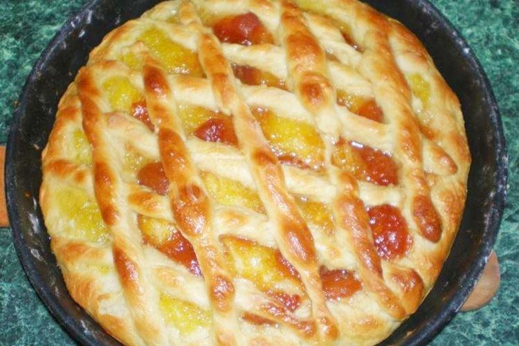 Yeast Jam Pie - Recipes