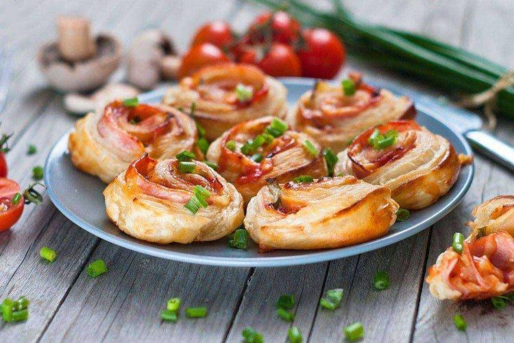 Puff Pastry Pirozhki with Sausage - Recipes