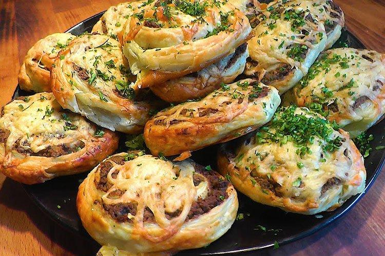 Puff Pastry Pirozhki with Liver - Recipes