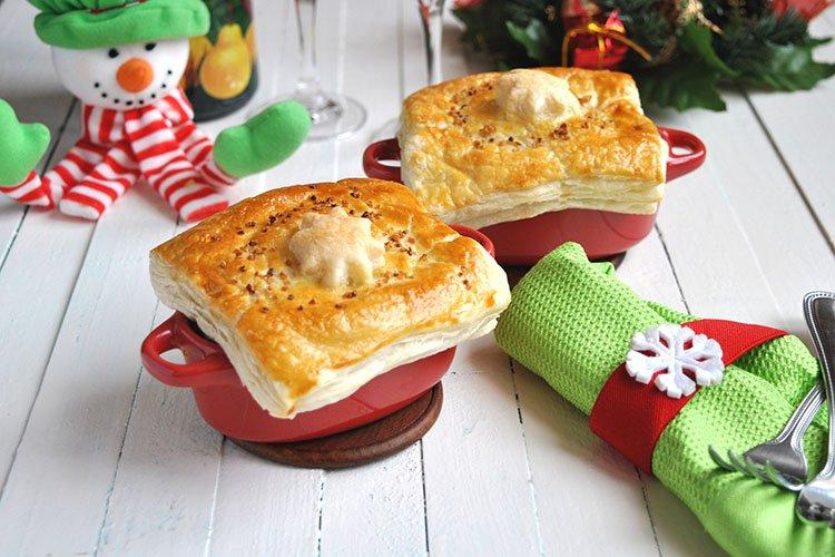 Puff Pastry Pirozhki with Egg and Green Onion - Recipes