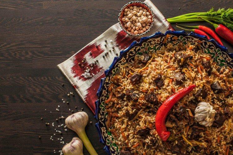 Tschaichana-Plov mit Schweinefleisch - Rezepte