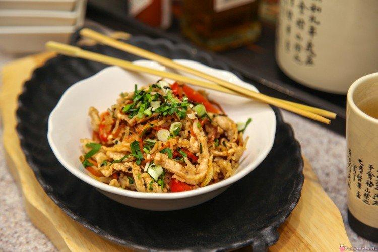 Plov mit Schweinefleisch im japanischen Stil - Rezepte