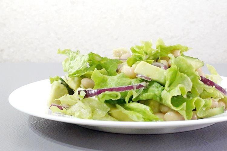 Ensalada de Cuaresma con aguacate - recetas
