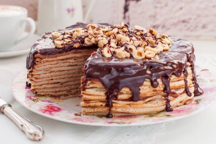 Tarta de crepes de chocolate casera - recetas