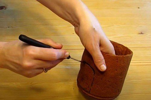DIY Round Gingerbread House - Step-by-Step Recipe