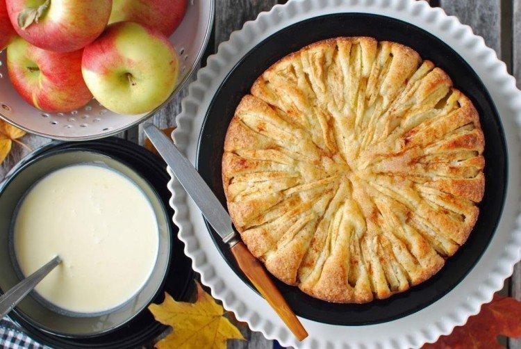 Charlotte in a Multicooker - Multicooker Recipes