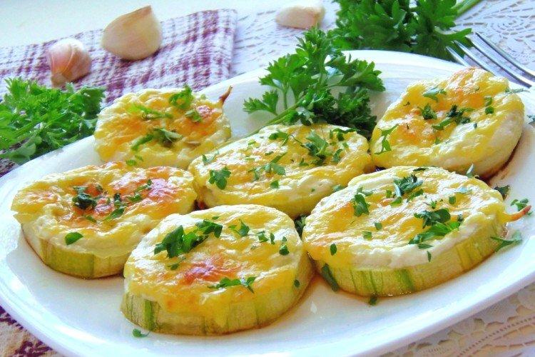 Calabacines asados - Recetas en microondas