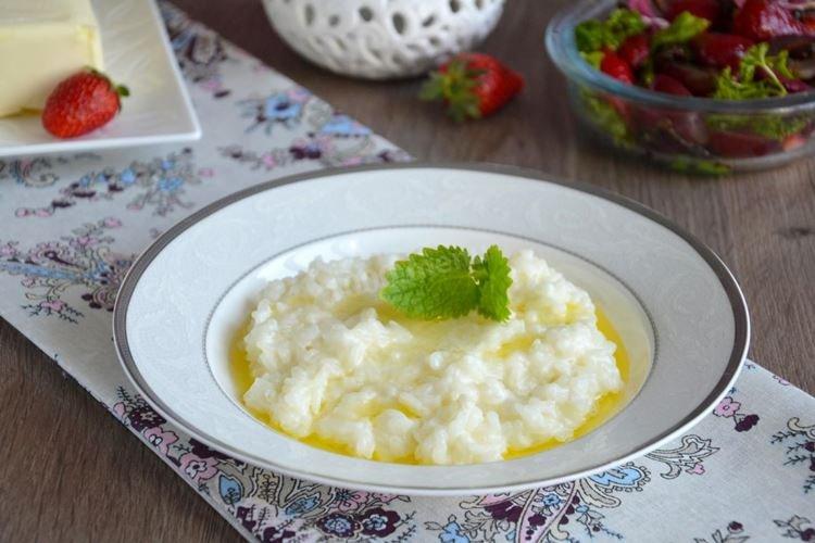 Rice Porridge with Sour Milk - Step-by-Step Recipe