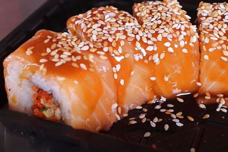 Homemade Red Dragon Roll - Step-by-Step Recipe with Photos