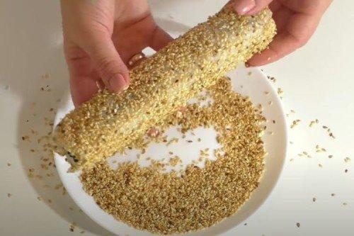 Homemade Chicken and Sesame Roll - Step-by-Step Recipe