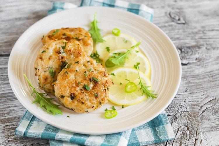 Chopped Chicken Breast Cutlets without Eggs - Recipes