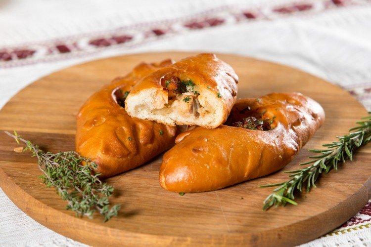 Rybny Rasstegai - Russian National Dishes Recipes