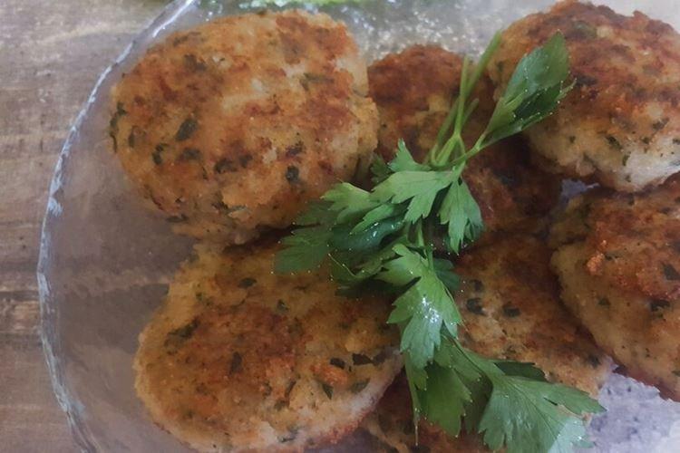 Hamburguesas de pescado con arroz - recetas