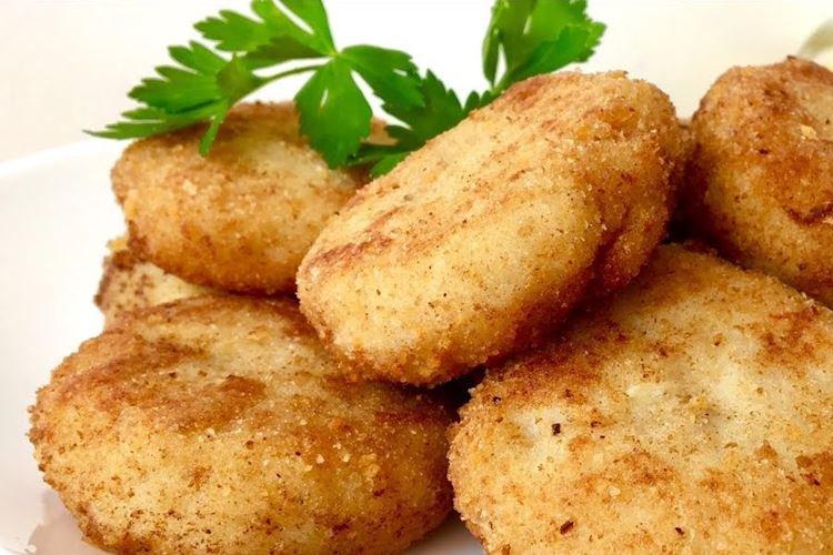 Hamburguesas de pescado con patatas - recetas