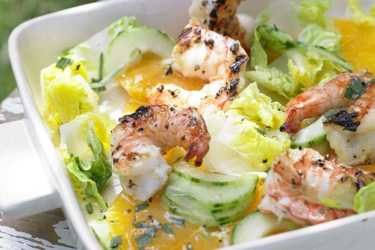 Ensalada de calamar, huevo y mariscos - recetas