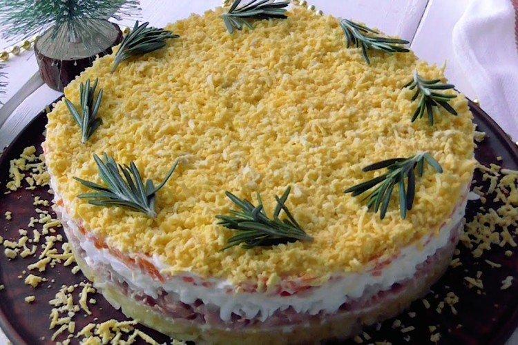 Ensalada de atún enlatado Navidad - recetas