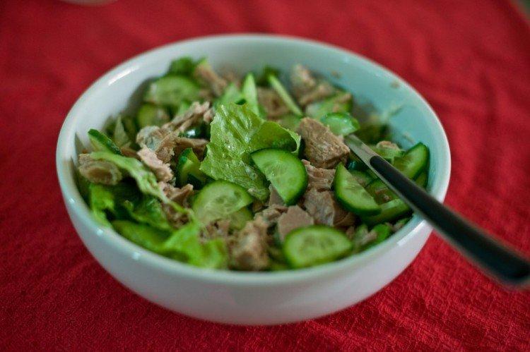 Ensalada de atún enlatado Española - recetas