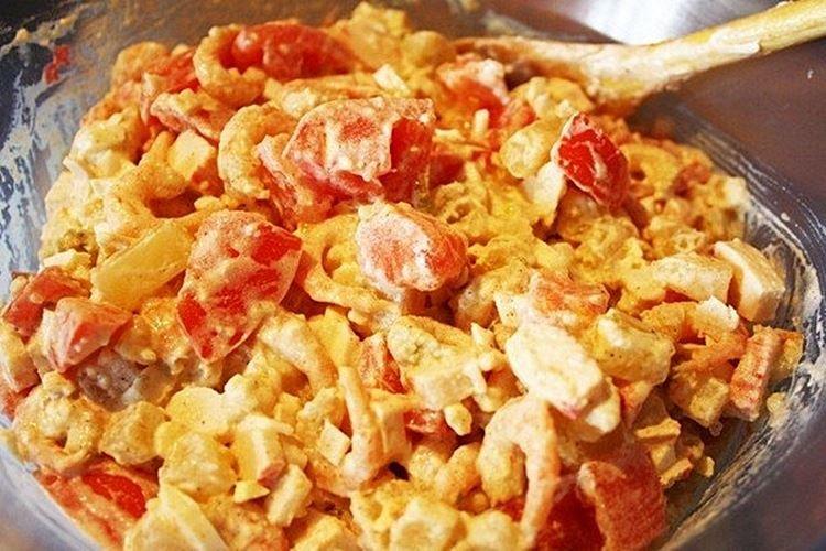 Ensalada de surimi, tomate y patata - recetas