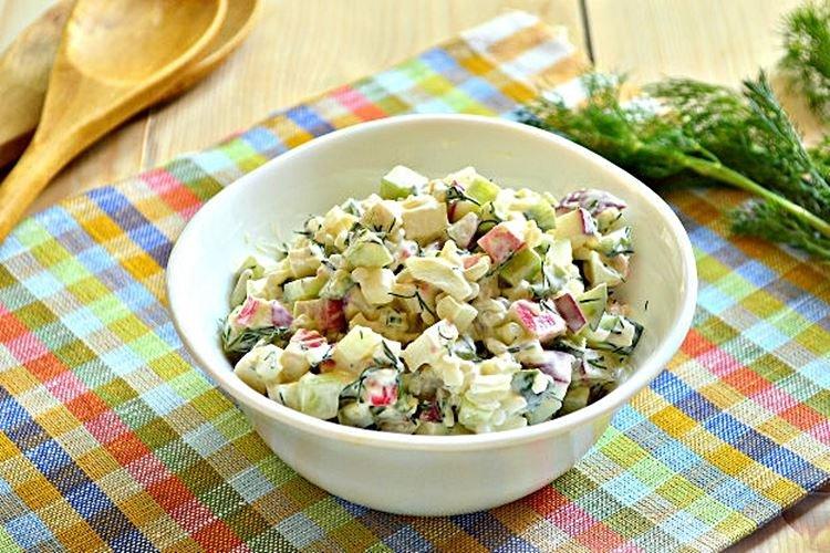 Ensalada de surimi, arroz y pepino - recetas