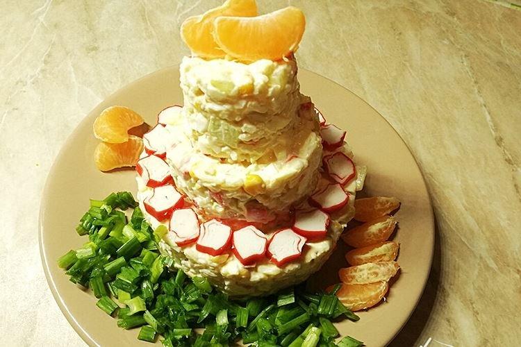 Ensalada de surimi, arroz y mandarinas - recetas
