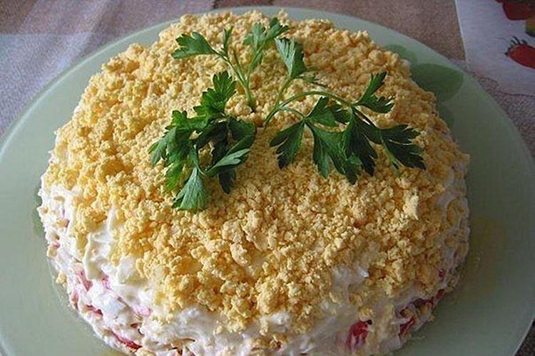 Ensalada de surimi, arroz y atún - recetas